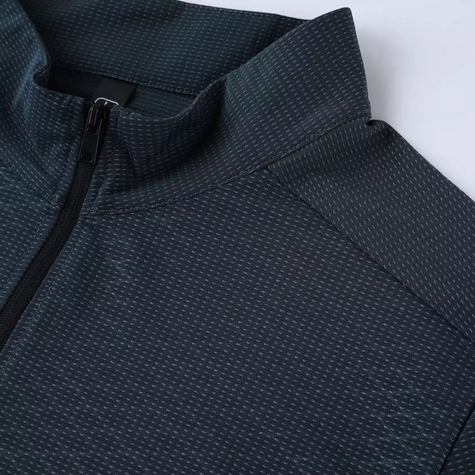 Veste thermique à col zippé