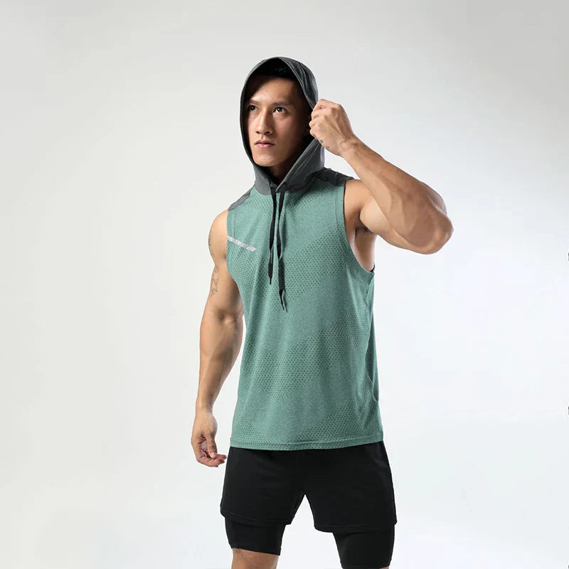 Débardeur de sport à capuche